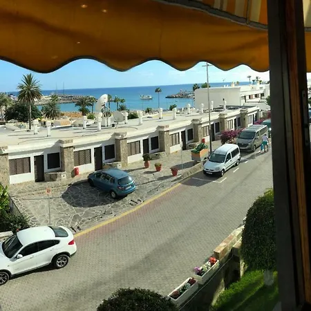 Two Bedroom 2 Min From *