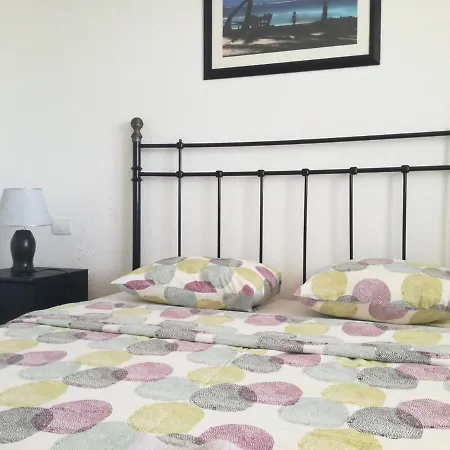 Two Bedroom 2 Min From Mogan