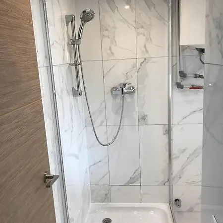 Two Bedroom 2 Min From * Mogan