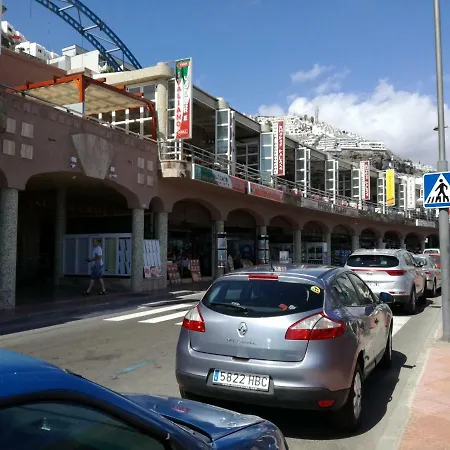 Two Bedroom 2 Min From Apartment Mogan